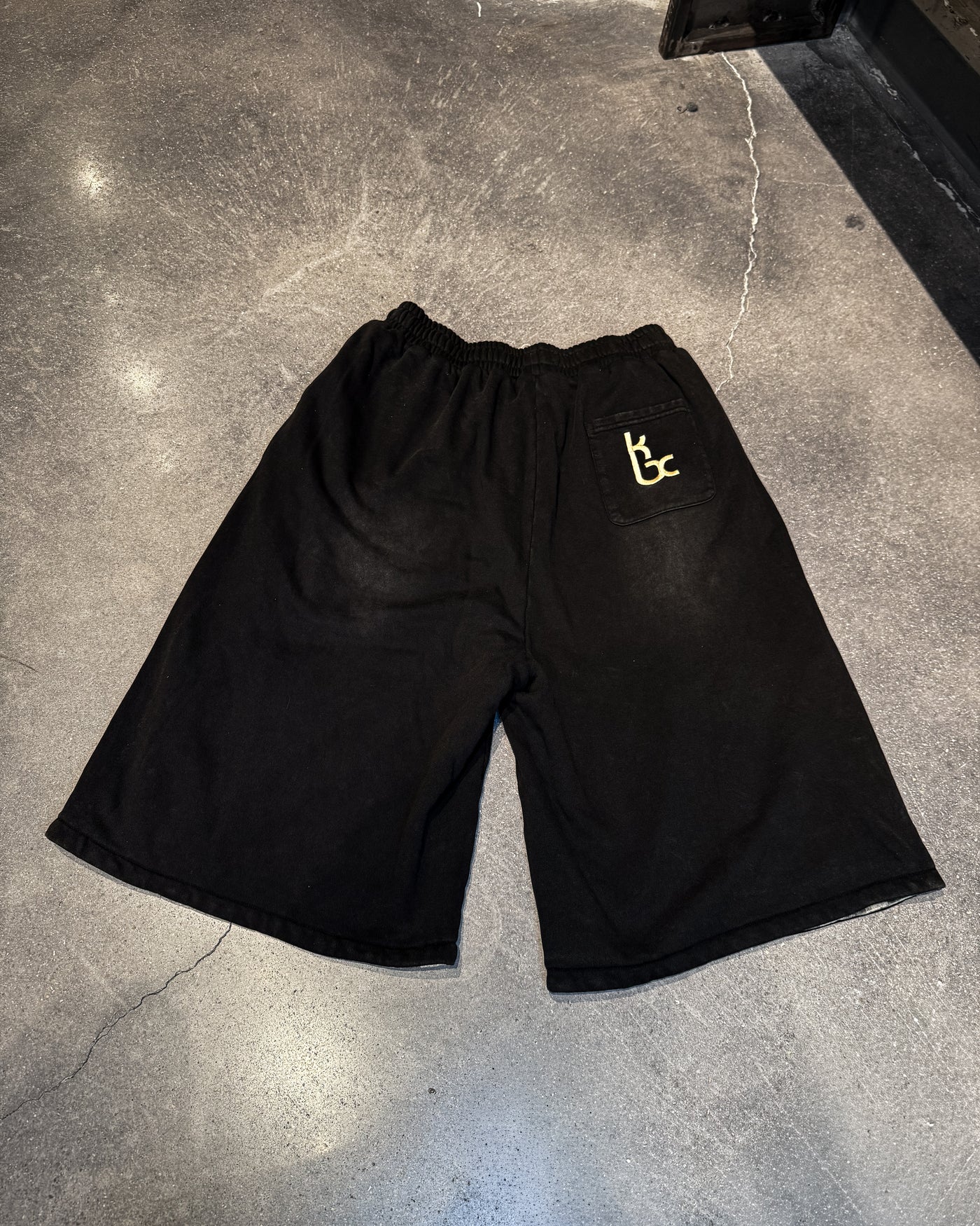 Checkmate 3/4th Shorts